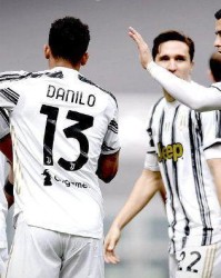  尤文图斯防线失误送礼，遭升班马绝杀  