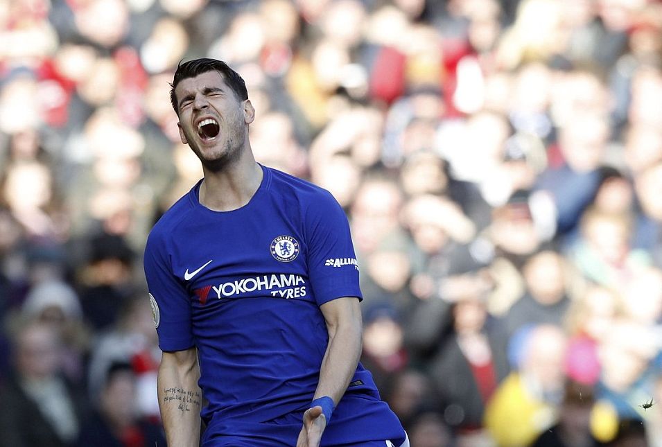  英超争议判罚引热议，VAR判定成焦点  