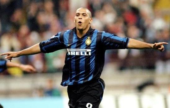  伊萨克帽子戏法纽卡横扫谢菲联